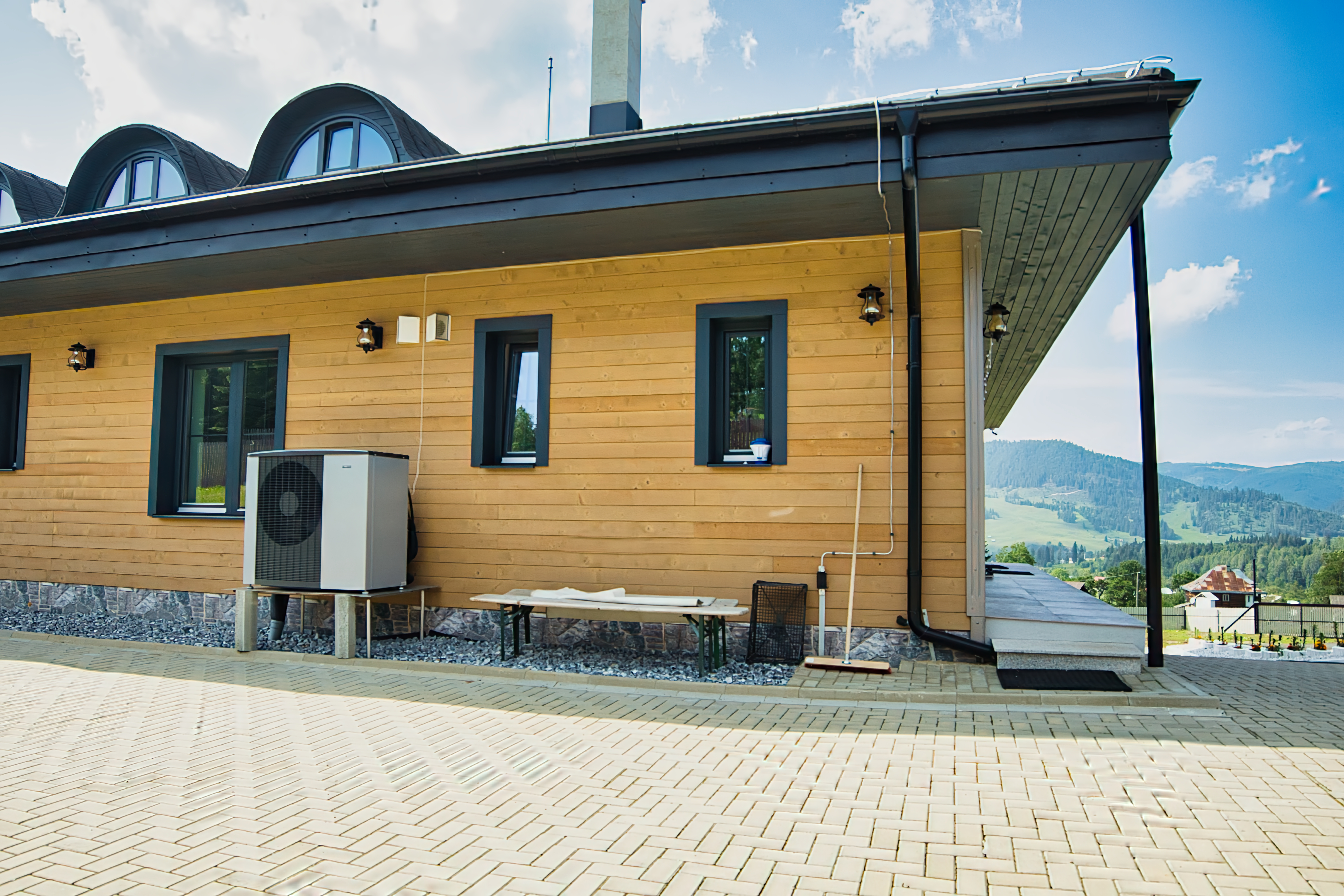Eco-Luxury Passive House - Mountain Retreat Vatra Dornei